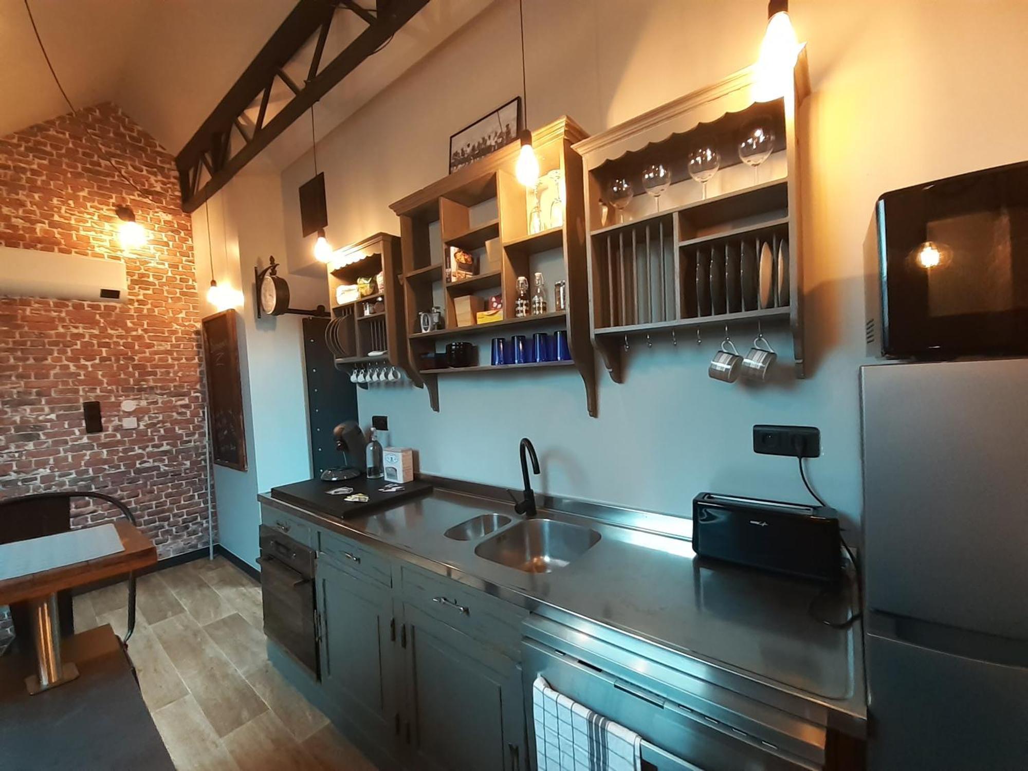Factory, Appart Hotel Valenciennes Aulnoy-lez-Valenciennes 外观 照片